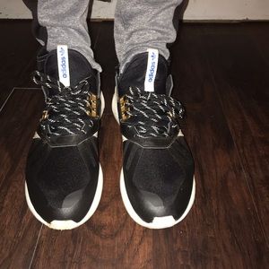 Tubular Runner Adidas